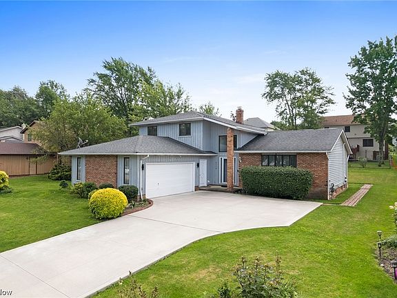 2nd image of 5178 Dickens Dr