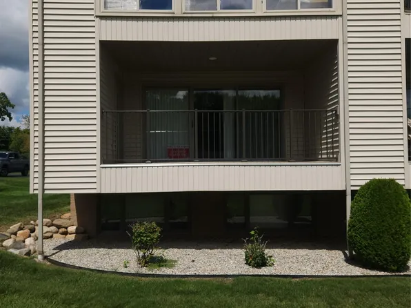 3995 River Rd APT 16, East China, MI 48054