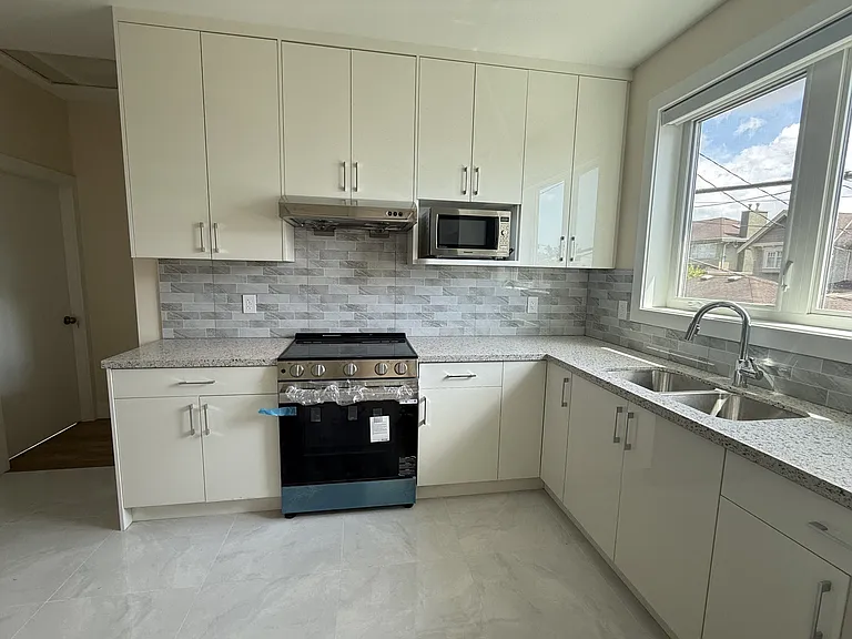 1282 W 45th Ave — Photo 11