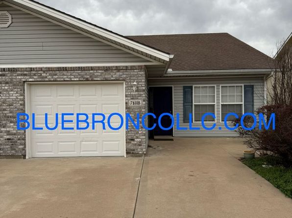 718 Meadow Ln UNIT B, Peculiar, MO 64078