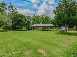 12270 Adam Ln, Gonzales, LA 70737