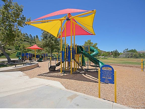 ...serfas club park...