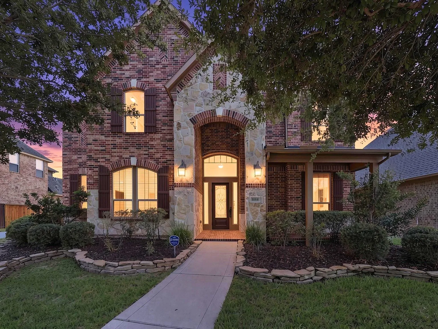 4 bed, 3.5 bath, 3562 sqft, $3,500 — Photo 1
