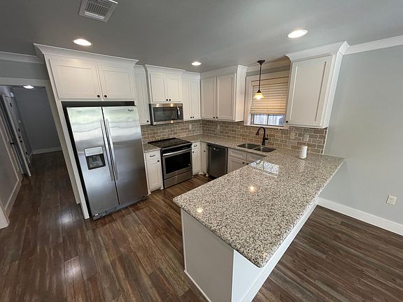 3rd image of 58224 Canal St #A