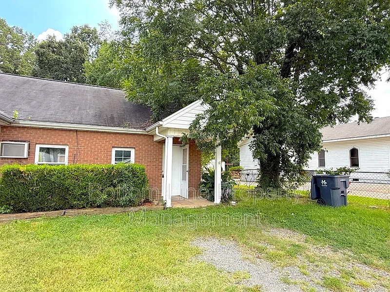 206 Blacksnake Rd #1