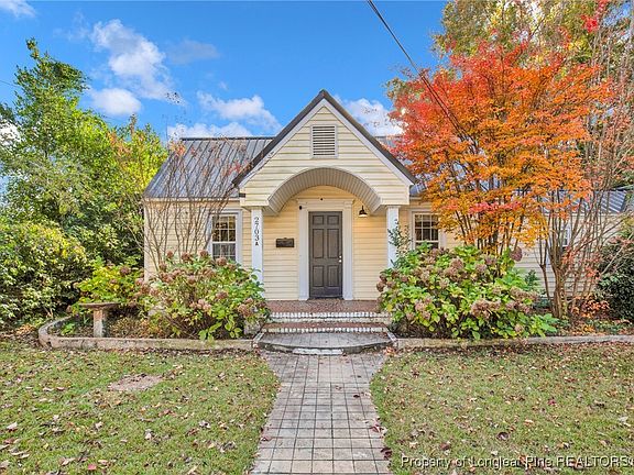 4th image of 2703 Pecan Dr