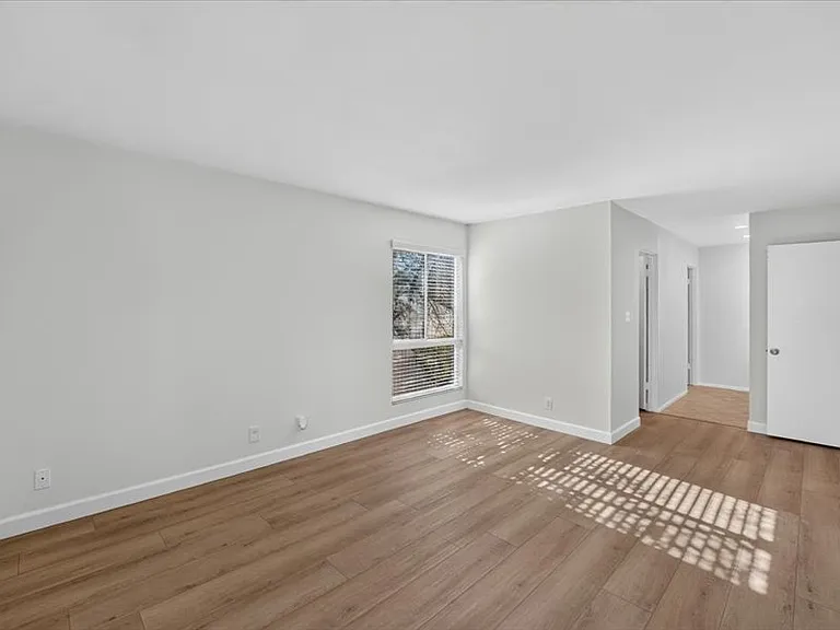 5937 Armaga Spring Rd #N — Photo 23
