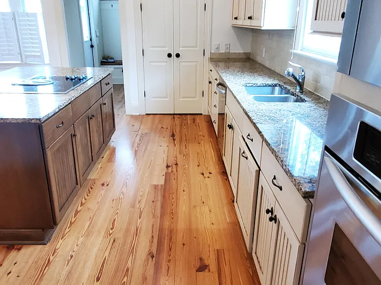 102 Wrigley Blvd — Photo 9