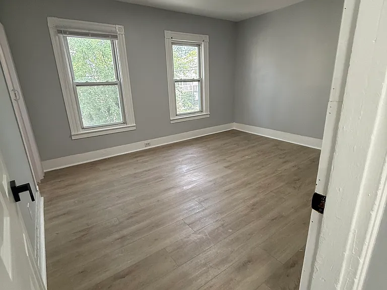 295 Lloyd St #2 — Photo 3