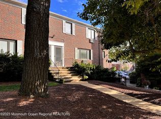 193 Manor E, Red Bank, NJ 07701