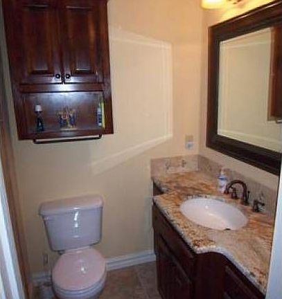 5th image of 512 Blueberry Hill St