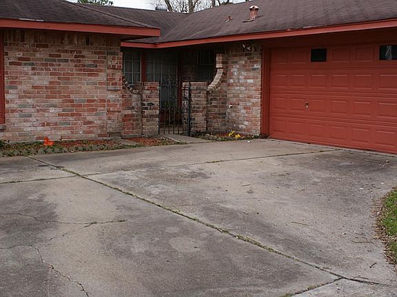 3rd image of 8831 Bisley Ln
