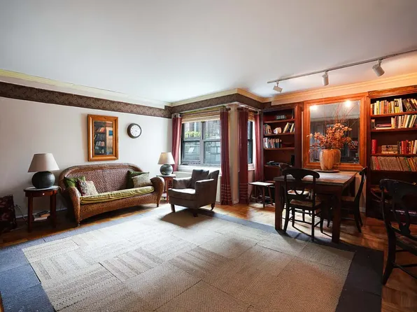 101 West 12th Street image 1 of 7