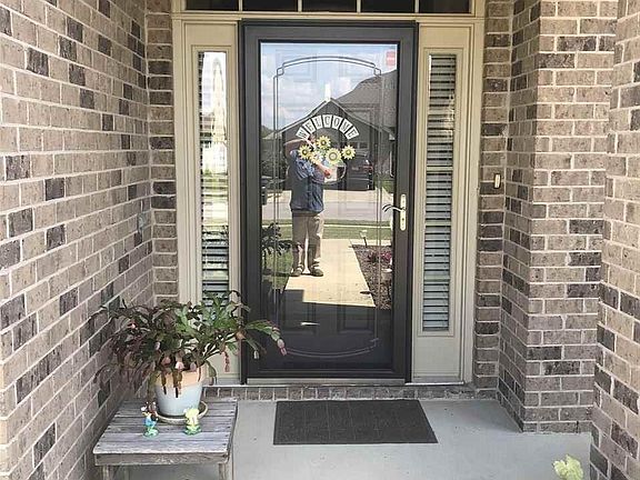 2nd image of 2521 Marline Ln SW