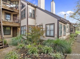 3803 Ski Lodge Dr APT 103, Burtonsville, MD 20866