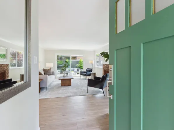 622 Keats Ct, Palo Alto, CA 94303