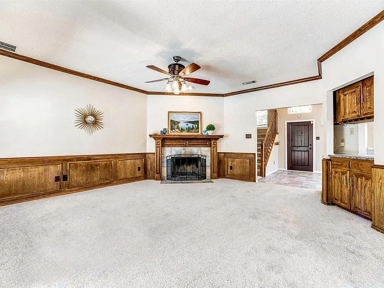 3321 Hazlewood Ct — Photo 11