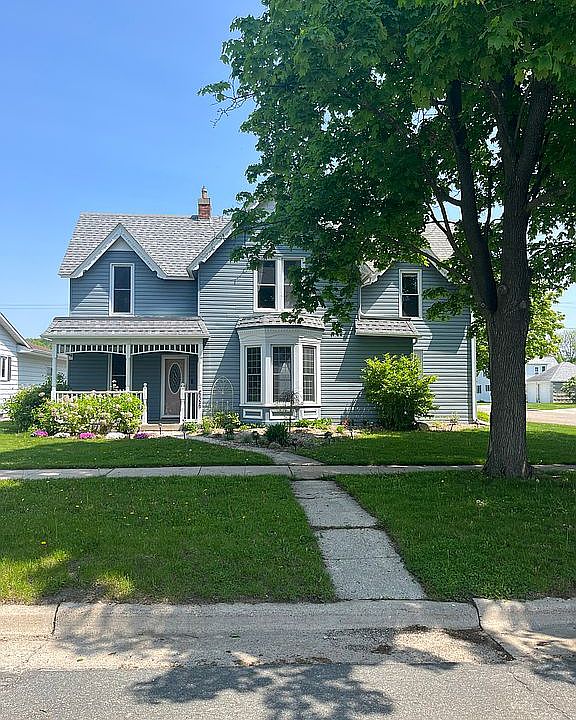 1st image of 626 Twiford St SW