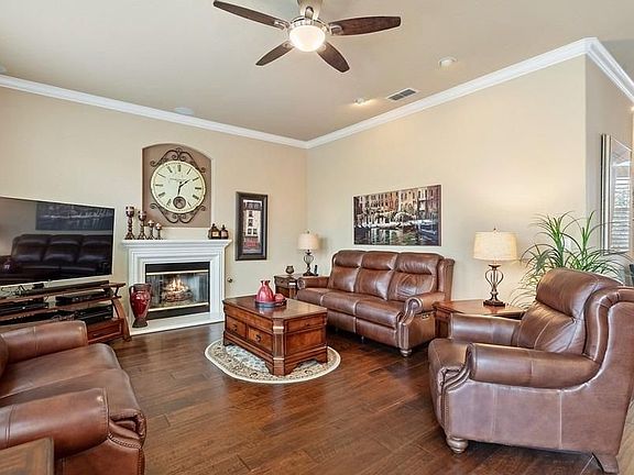 5th image of 1809 San Carlos Cir