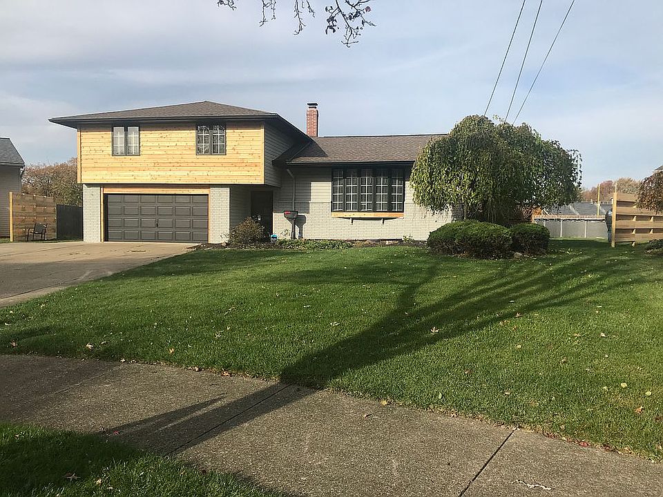 1st image of 27190 Glouchester Dr