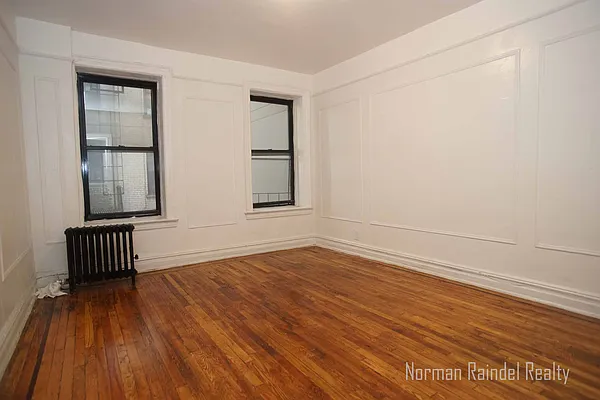 Rented by Norman Raindel, LREB | media 10