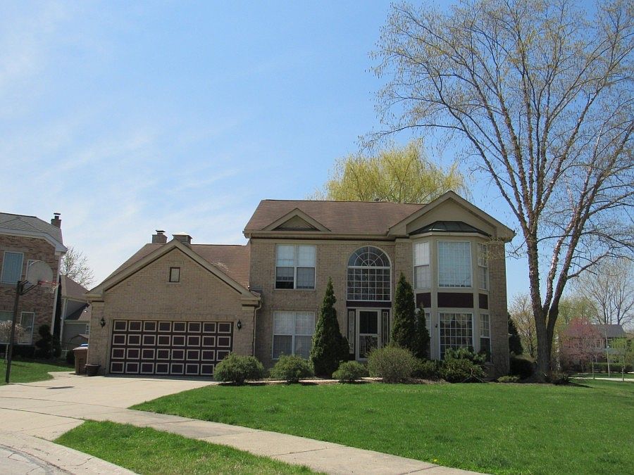 1st image of 320 W Sheffield Dr