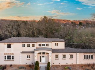 9746 Brooks Rd S, Windsor, CA 95492