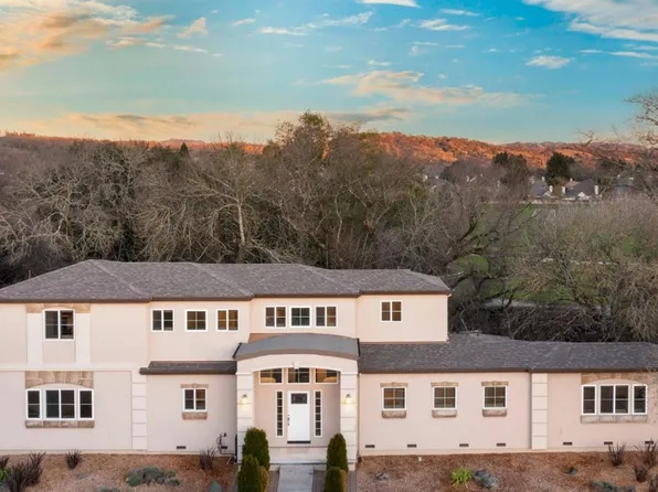 9746 Brooks Road S, Windsor, CA 95492
