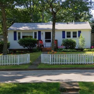 12 Leland Ave, Tisbury, MA, 02568