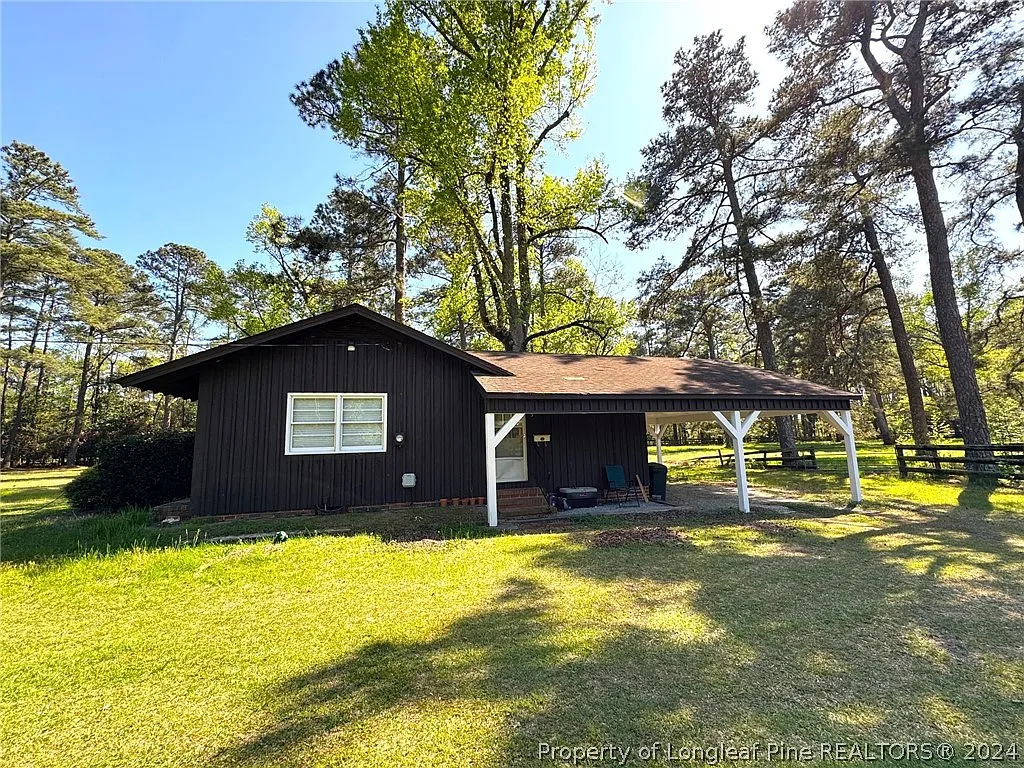 1 bed, 1.0 bath, 750 sqft, $1,000 — Photo 1