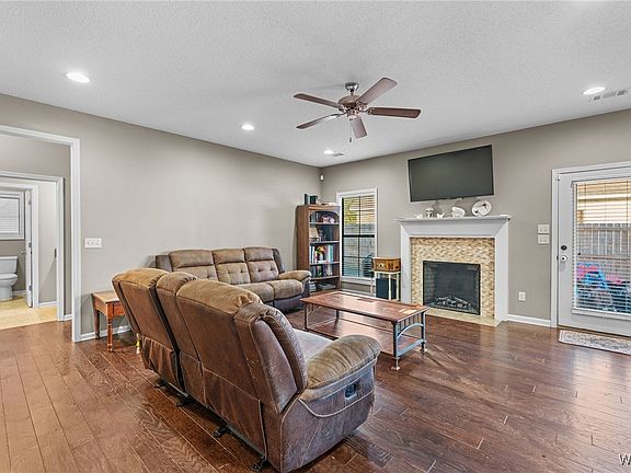 2nd image of 13193 Autumnwood Pkwy