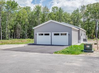 7-15 Lily Ln, Baldwinville, MA 01436