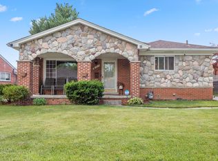 8139 Whitefield St #1, Dearborn Heights, MI 48127