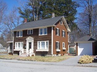 2 Fairmount St, Lowell, MA 01852