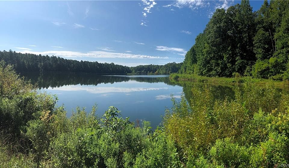 2nd image of 3072 Maple Lake Rd