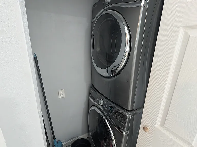 508 N San Antonio St #B — Photo 5