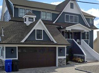 11 Bay Breeze Dr, Toms River, NJ