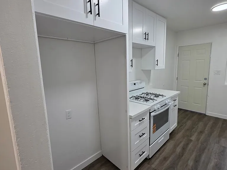 605 N Sabina St — Photo 6