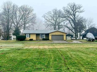 6088 Oakhurst Park Dr, Akron, MI 48701