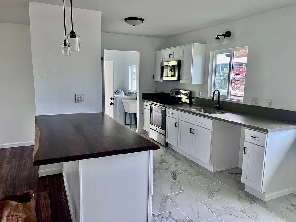 2nd image of 1486 Kinoole St
