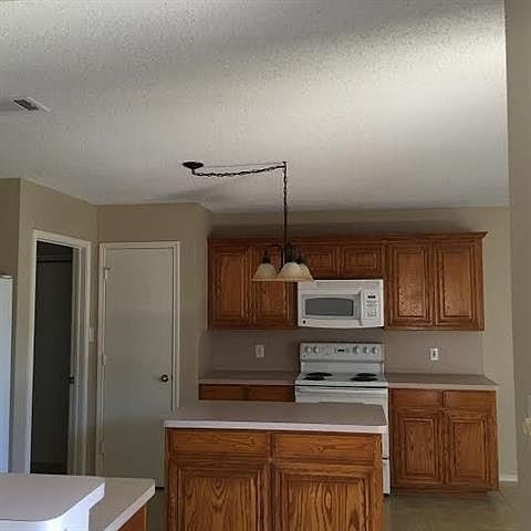 1st image of 312 McMurtry Dr