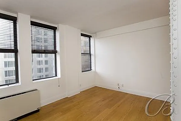 Rented by Bellmarc Realty | media 3