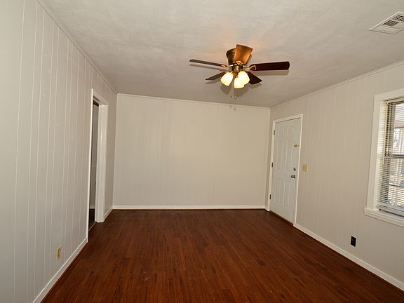 4th image of 1517 N Maplewood Ave
