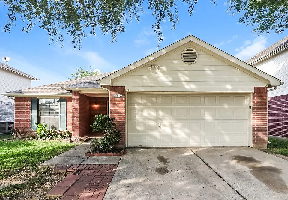 6618 Sutton Meadows Dr