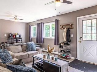 15 Cooks Ln #3, Gardiner, NY 12525