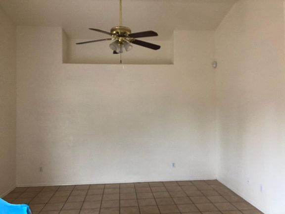 4th image of 6344 W Winslow Ave