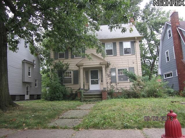 2nd image of 1034 Nela View Rd