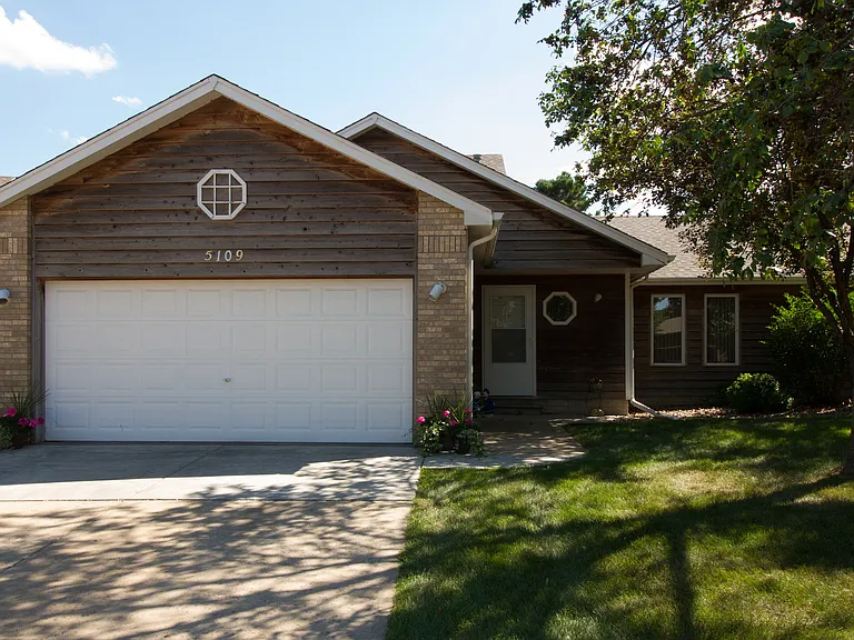 Cottage West Twin Homes — Photo 7