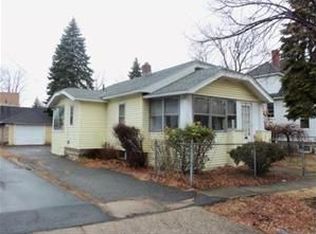 30 Rush St, Springfield, MA 01109