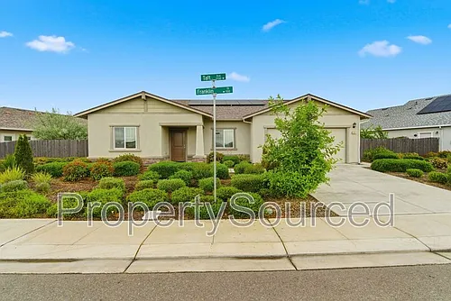 2687 Taft Ave Photo 1